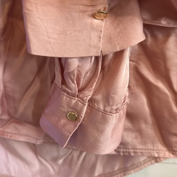 Top - Picture 9 of 15